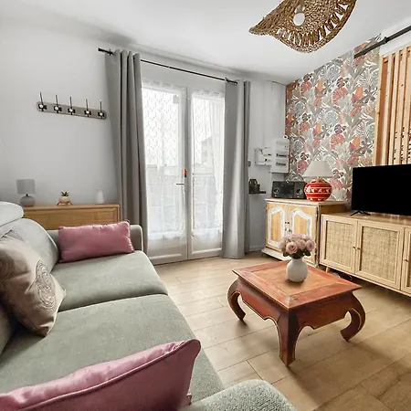 Au Ptit'bout De Ninette, 3 étoiles, Centre Et Pourtant Très Calme, Proche Plages, Dog Friendly, Parking Privé *