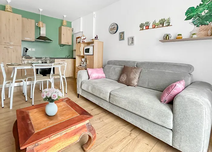 T1 Bis Cosy Avec Terrasse, Parking Et Calme Absolu * ロワイヤン