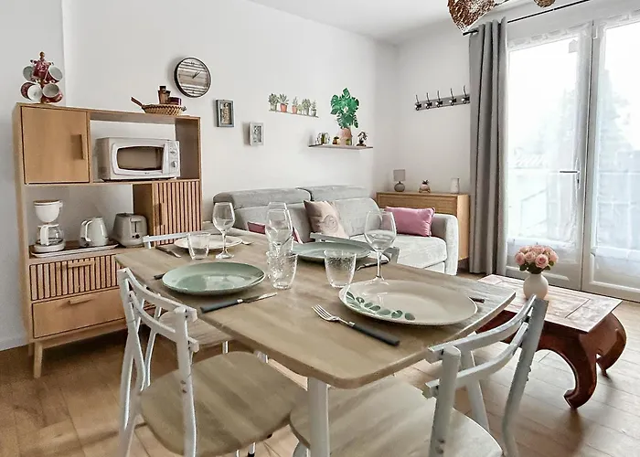 T1 Bis Cosy Avec Terrasse, Parking Et Calme Absolu ロワイヤン